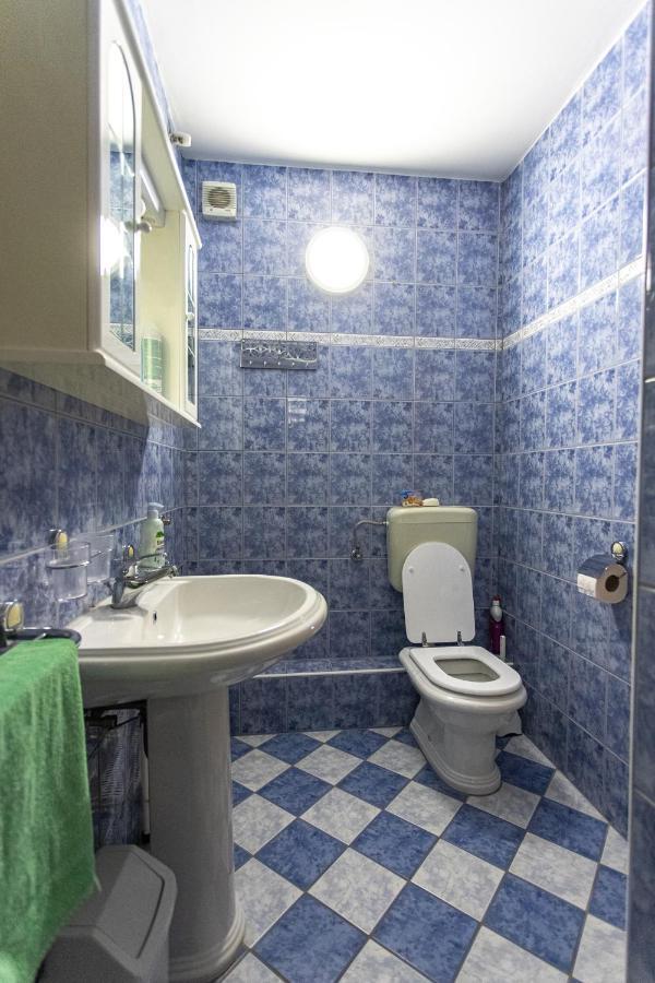 Apartments Ljubo Stari Grad  Bagian luar foto